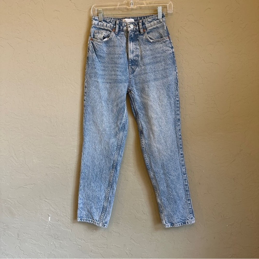 Zara size 2 light wash‎ denim jeans high waist straight leg